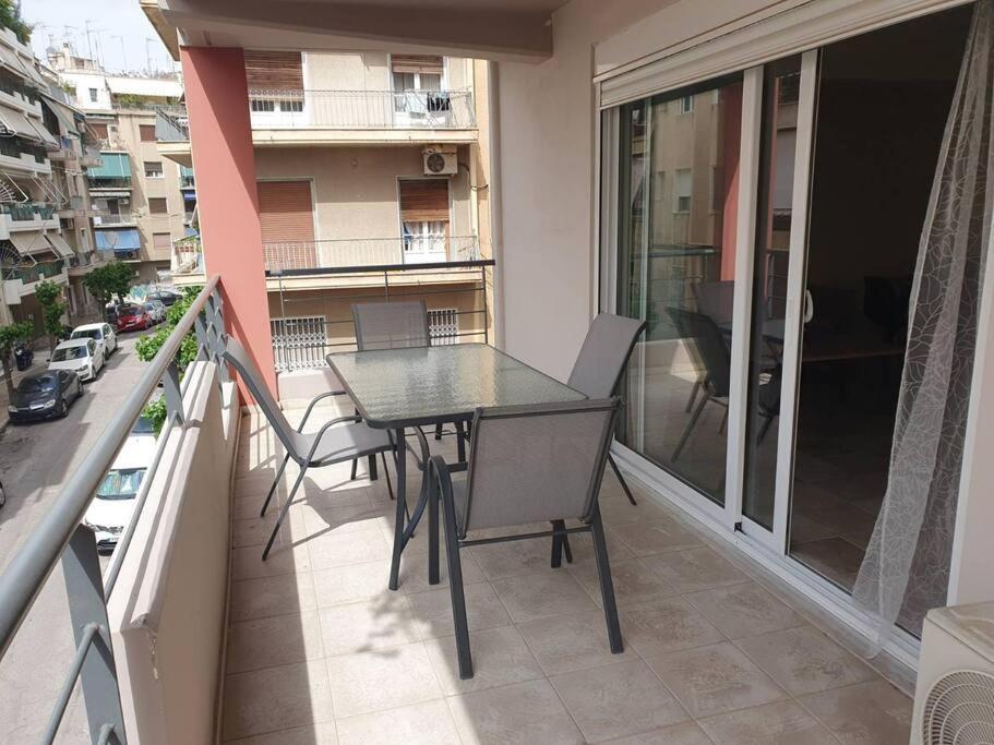 Apartamento Lux & Style 75Sqm With Private Parking In Atenas Exterior foto