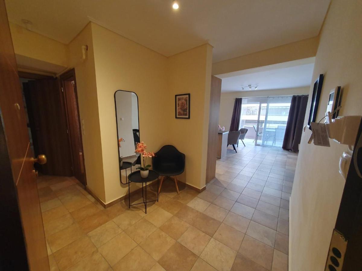 Apartamento Lux & Style 75Sqm With Private Parking In Atenas Exterior foto