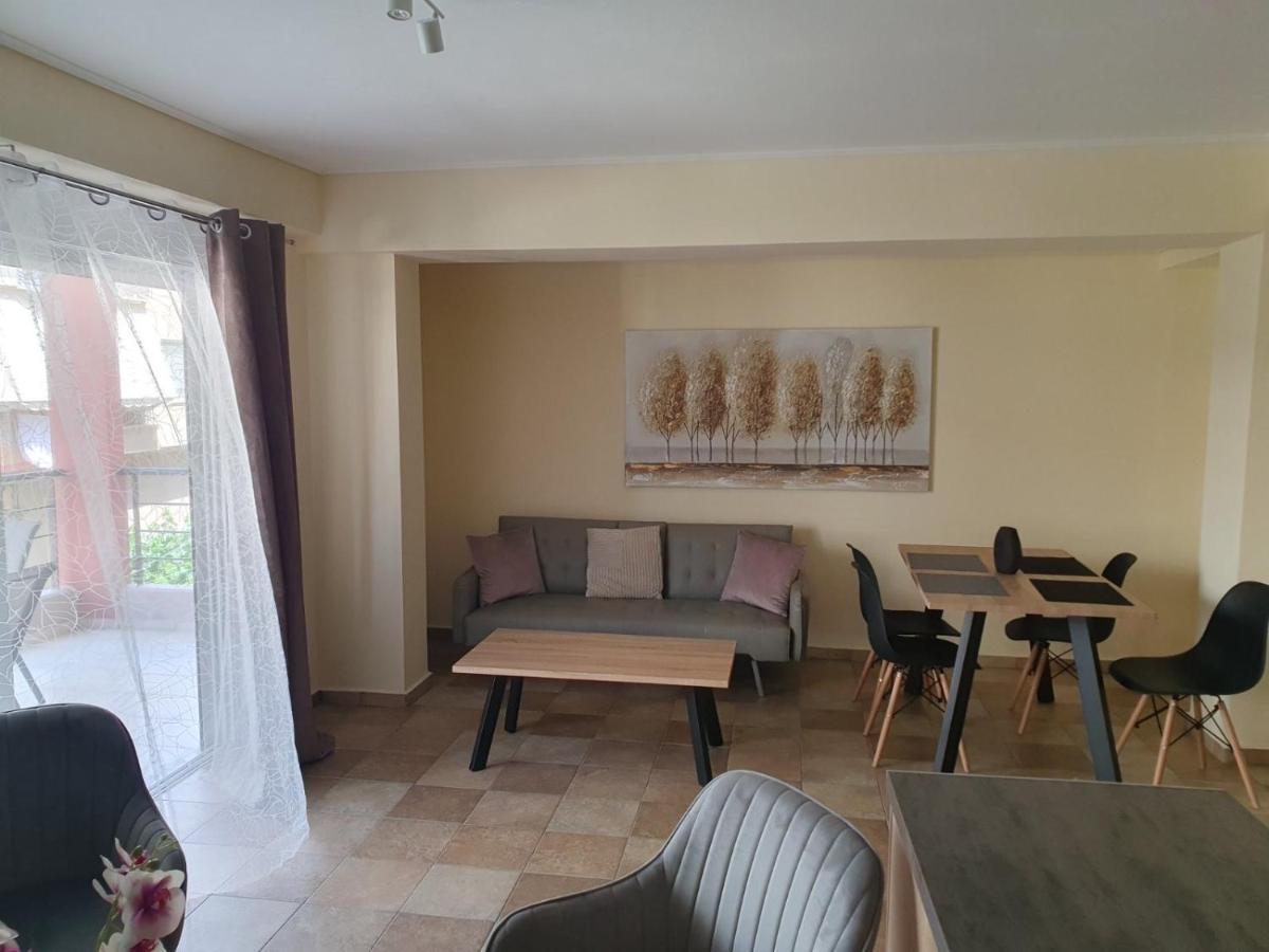 Apartamento Lux & Style 75Sqm With Private Parking In Atenas Exterior foto