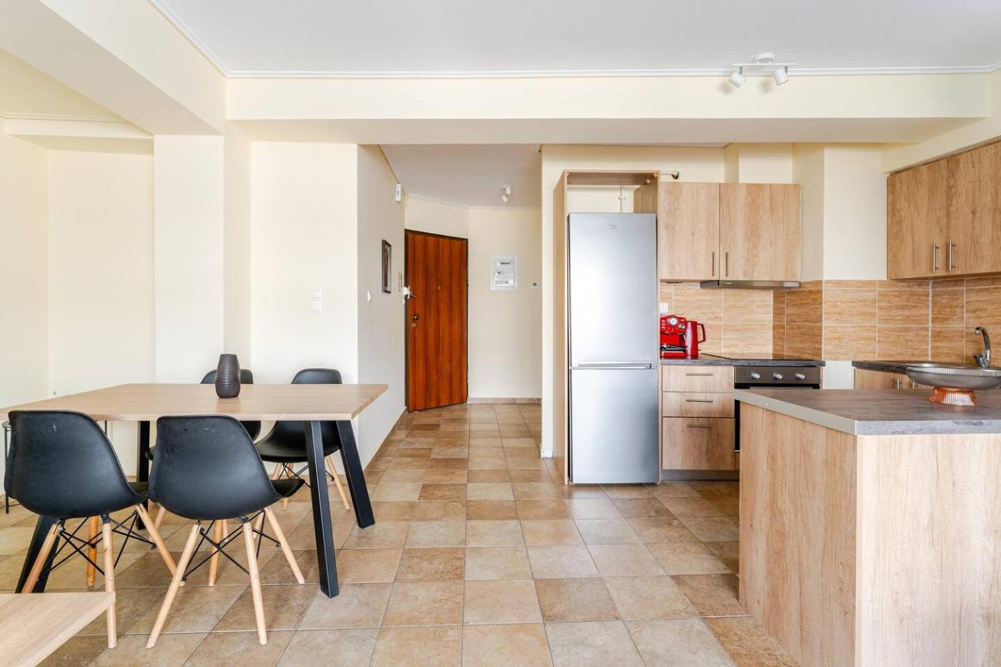 Apartamento Lux & Style 75Sqm With Private Parking In Atenas Exterior foto