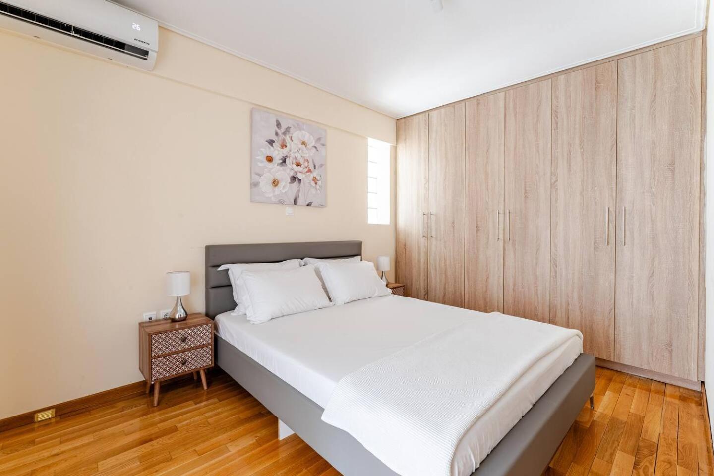 Apartamento Lux & Style 75Sqm With Private Parking In Atenas Exterior foto